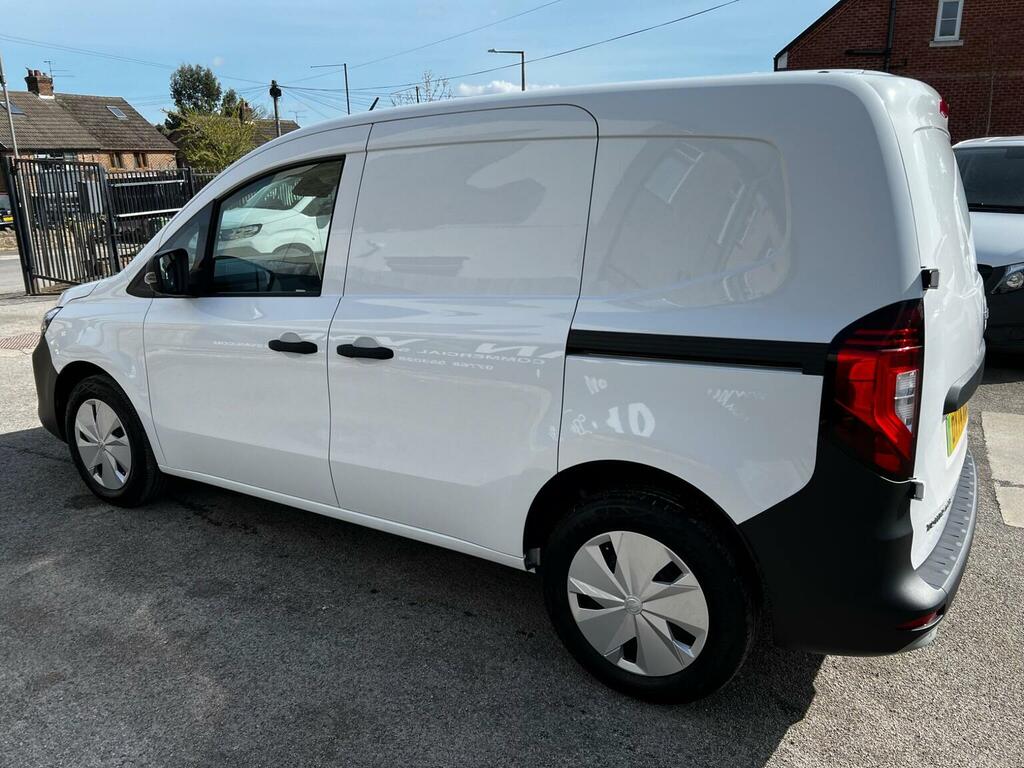 Nissan TOWNSTAR Panel Van 45Kwh Acenta L1 6Dr 202474 DY74VDZ White #6