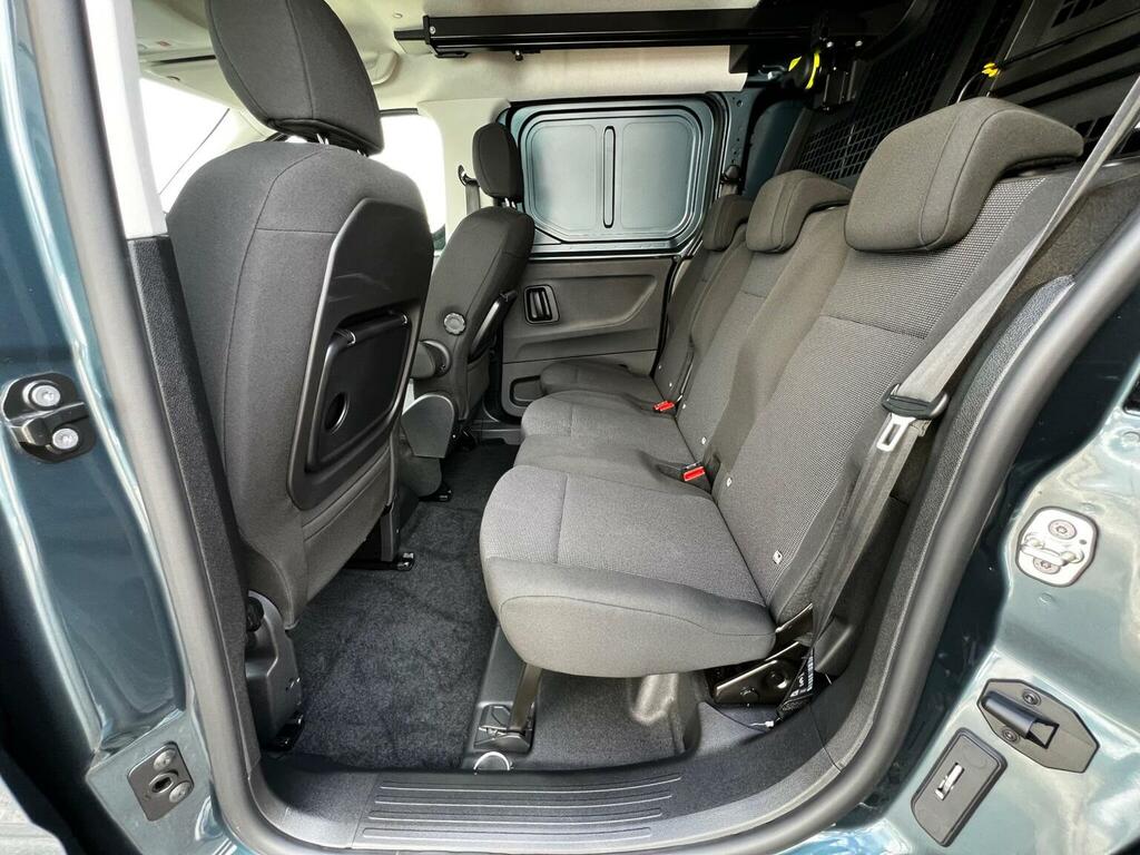 Peugeot E-Partner Combi Van 52Kwh Professional Long Crew Van Lw Blue #3