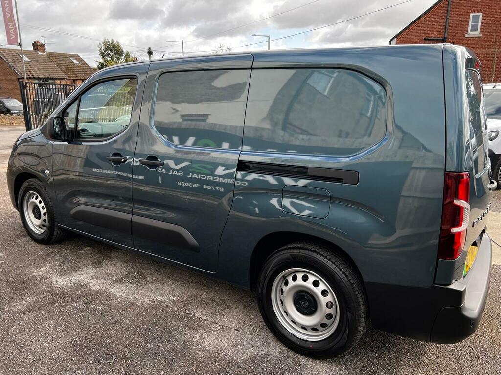 Peugeot E-Partner Combi Van 52Kwh Professional Long Crew Van Lw Blue #6