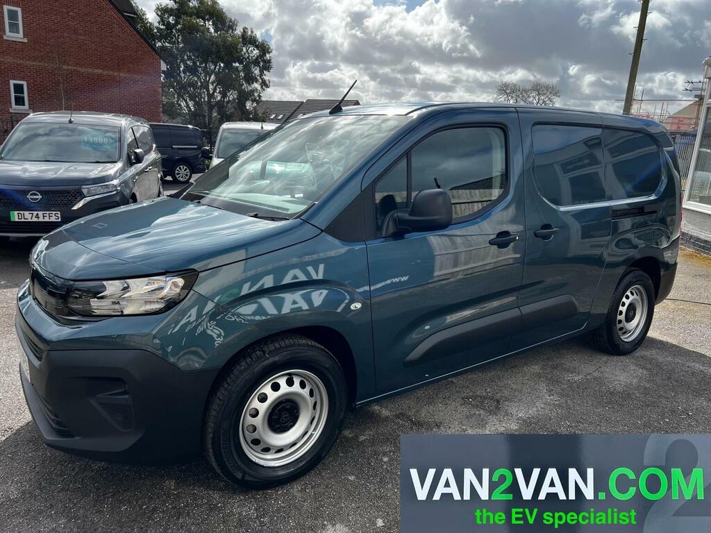 Peugeot E-Partner Combi Van 52Kwh Professional Long Crew Van Lw Blue