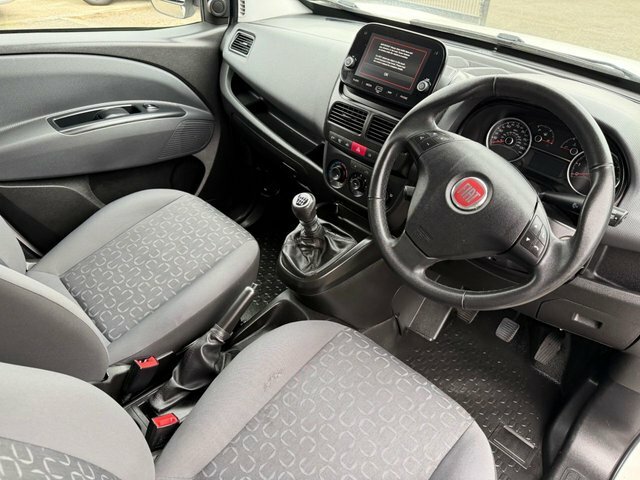 Fiat Doblo Multijetii Tecnico Panel Van White #3