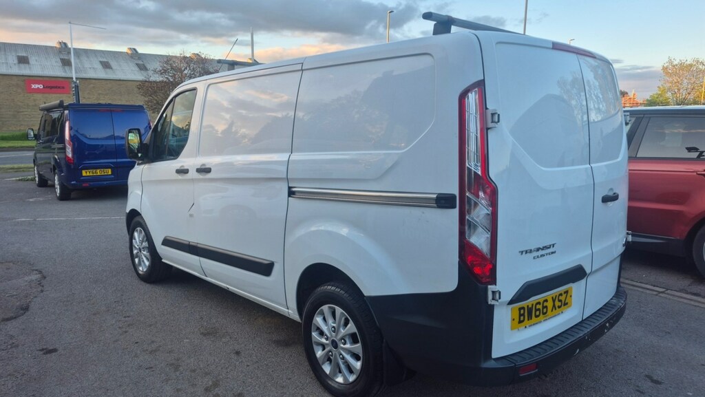 Ford Transit Custom 2.0 Tdci 105Ps Low Roof Van BW66XSZ White #6