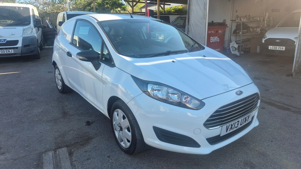 Ford Fiesta 1.5 Tdci Van VX13UXY White #3