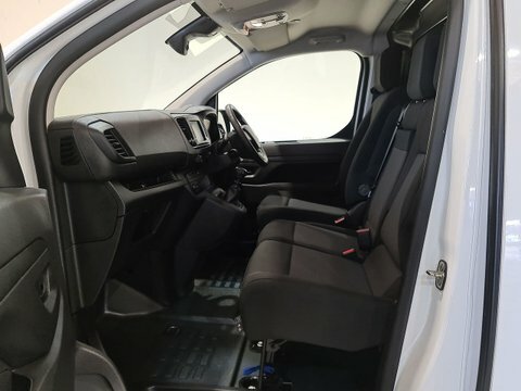 Vauxhall Vivaro 1.5 Turbo D DY23WFS  #6
