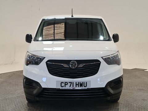 Vauxhall Combo 1.5 Turbo D CP71HWU  #2
