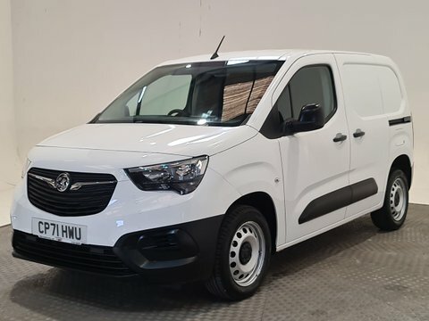 Vauxhall Combo 1.5 Turbo D CP71HWU  #3