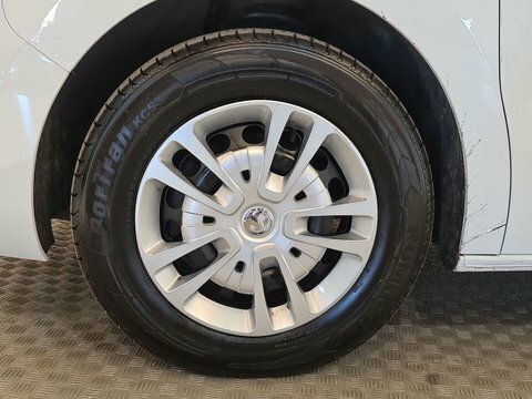 Vauxhall Vivaro 1.5 Turbo D DS72XVV #5