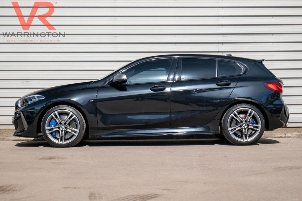 BMW 1 Series 2L Null HK22AYM Black #6