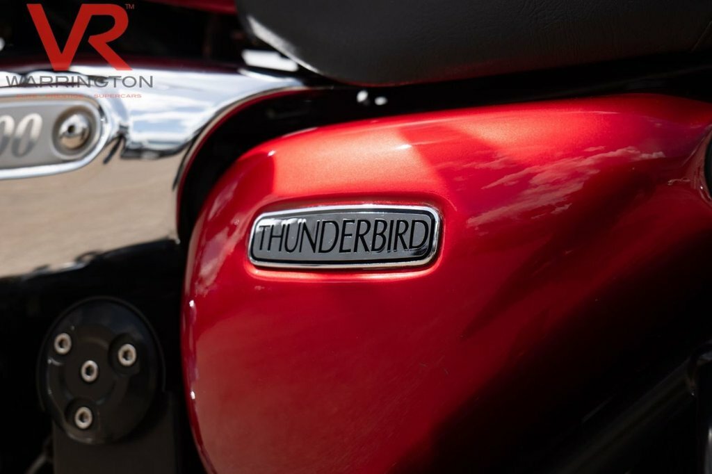 Triumph 900 Red #7