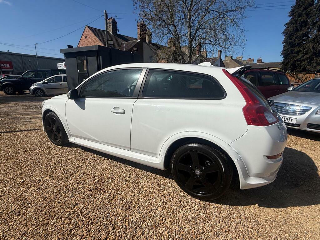 Volvo C30 1.6 R-design White #4