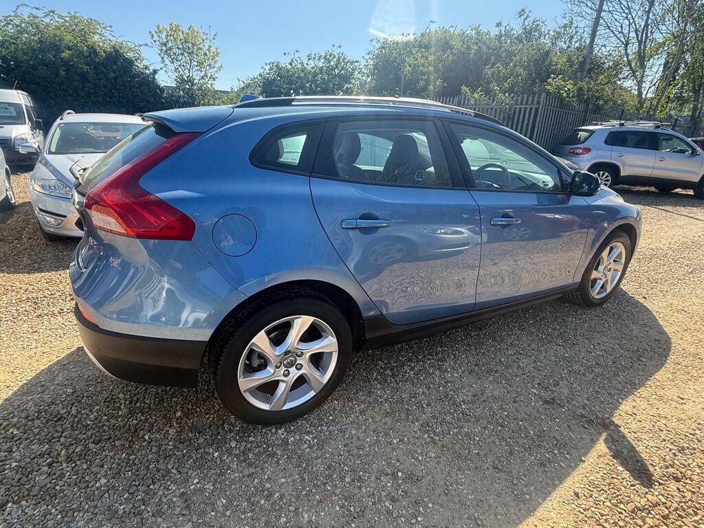 Volvo V40 Cross Country 1.6 D2 Lux Powershift Euro 5 S S GJ64CDU Blue #5