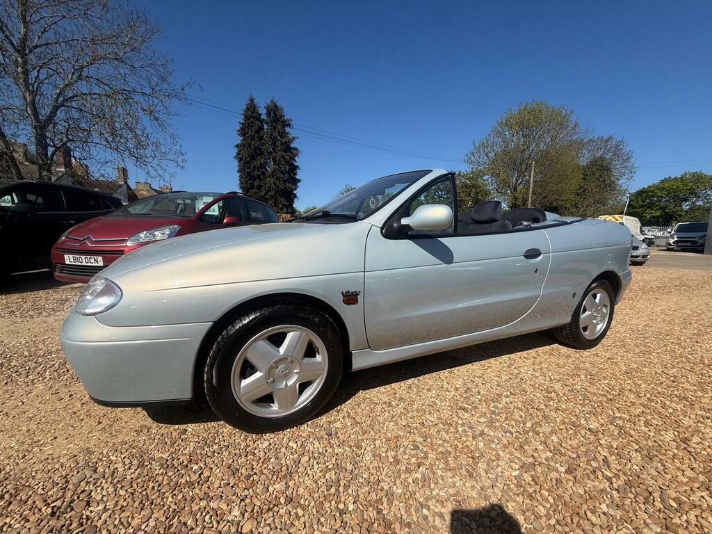 Renault Megane Hatchback 1.4 16V Sport 2001X Blue #2