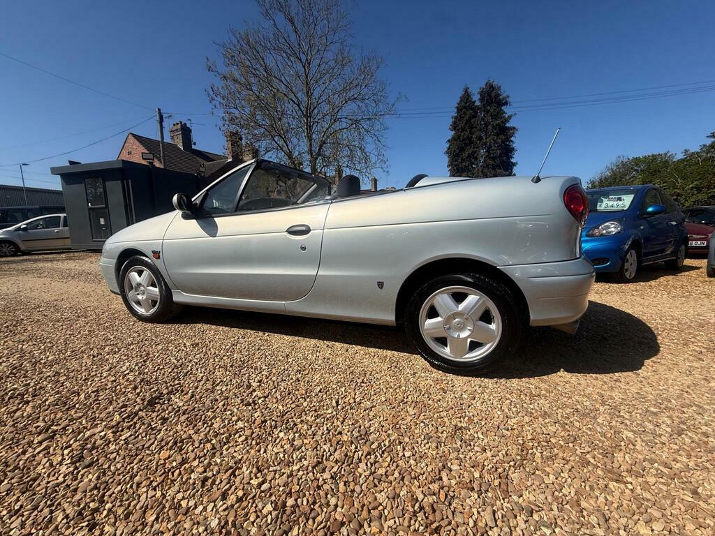 Renault Megane Hatchback 1.4 16V Sport 2001X Blue #4