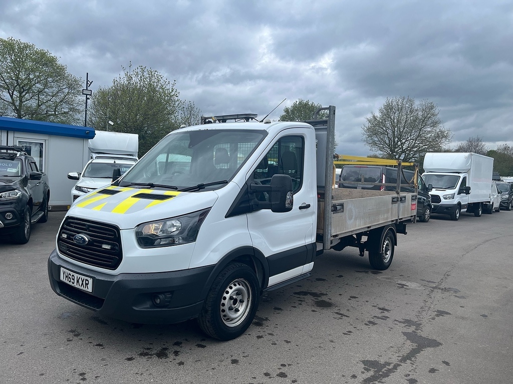 Ford Transit Custom 2.0 350 Ecoblue Chassis Cab Rwd YH69KXR White #3