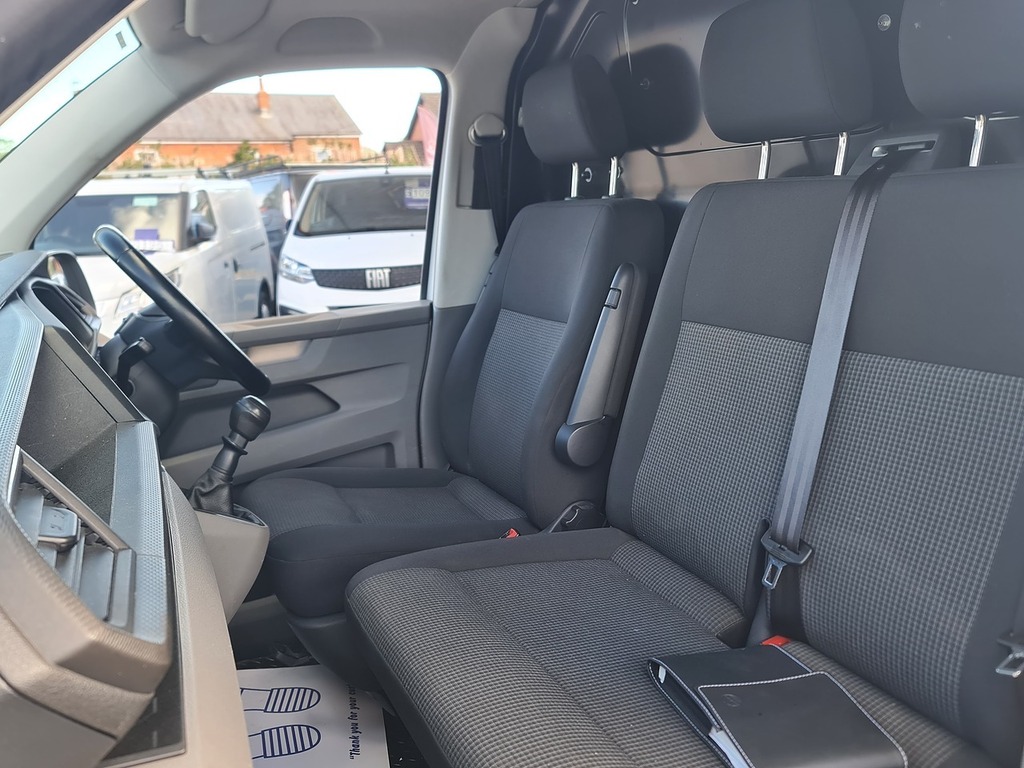 Volkswagen Transporter 2.0 Tdi T30 Startline Panel Van VO22PDV White #4