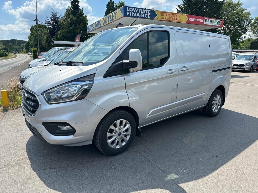Ford Transit Custom 300S Limited L1h1 Pv Ecoblue 2.0 Panel Van Ma CV68EJC Silver #4