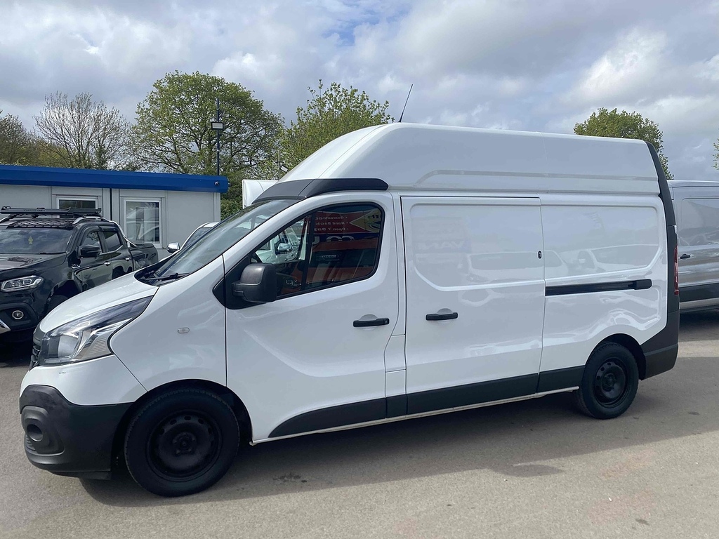 Renault Trafic 1.6 Dci Energy 29 Business Panel Van M FR19YUN White #4
