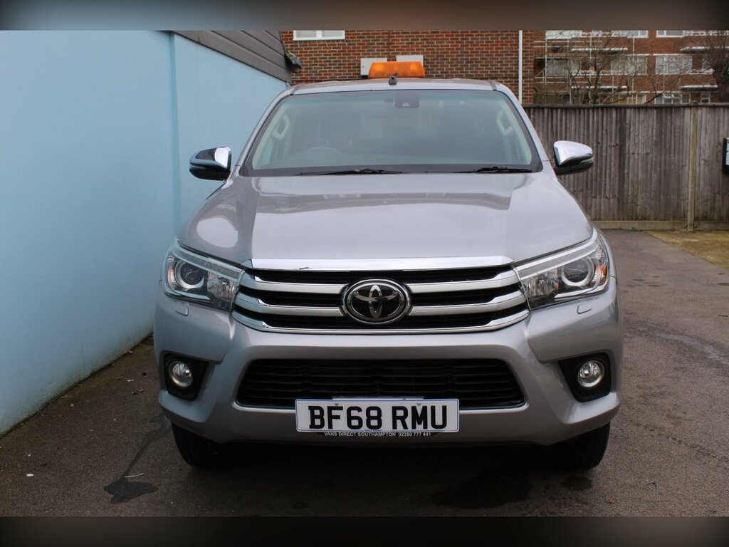 Toyota HILUX Invincible 2.4 D-4d 150 Dcab Pick Up Ai BF68RMU Silver #3
