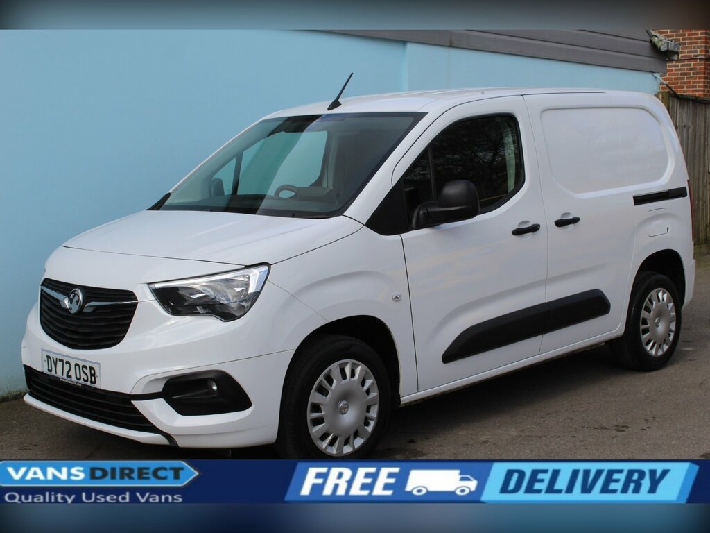 Vauxhall Combo 1.5 Turbo D 2300 Sportive Panel Van Man White