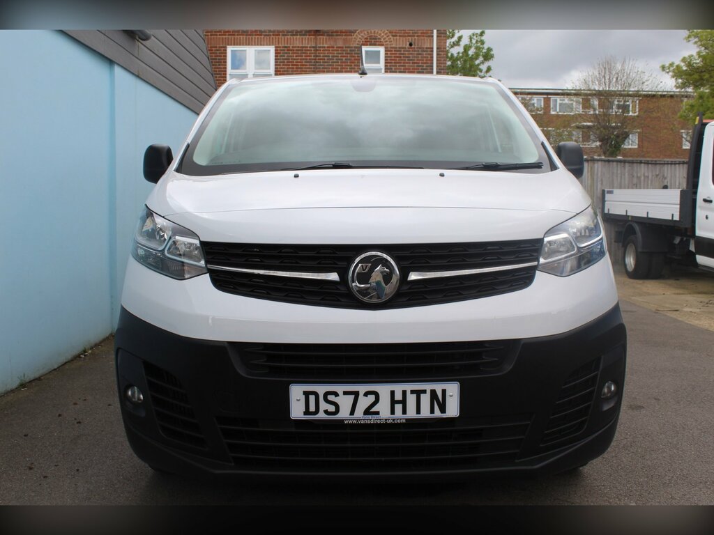Vauxhall Vivaro 1.5 Turbo D 2900 Dynamic Panel Van 6Dr Manu DS72HTN White #3