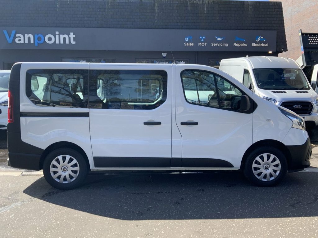 Renault Trafic 1.6L Business YD19DZB White #6