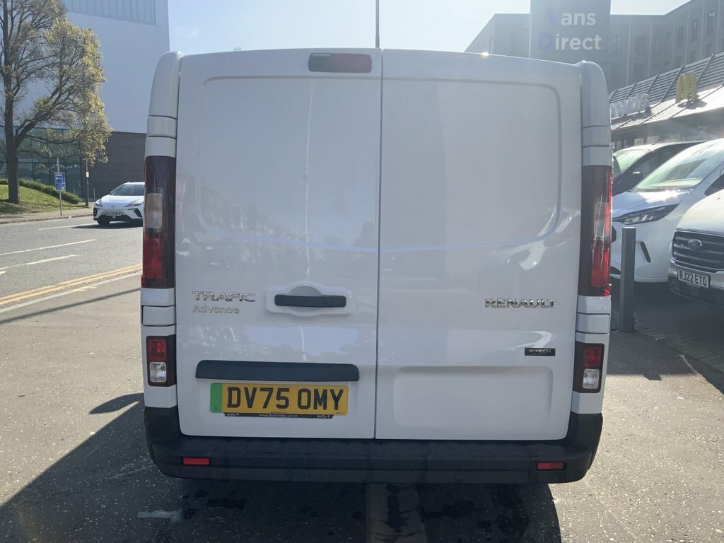 Renault Trafic Mpv DV75OMY White #4