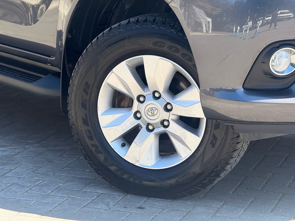 Toyota HILUX Pickup SL70HXU Grey #5