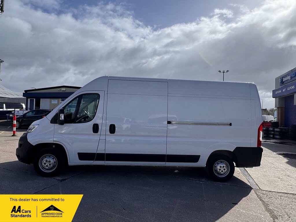 Vauxhall Movano Cdti 3500 Biturbo Prime DT24XFD White #3