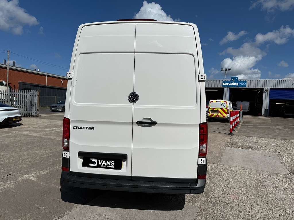 Volkswagen Crafter Tdi Cr35 Startline EA72VNX White #4