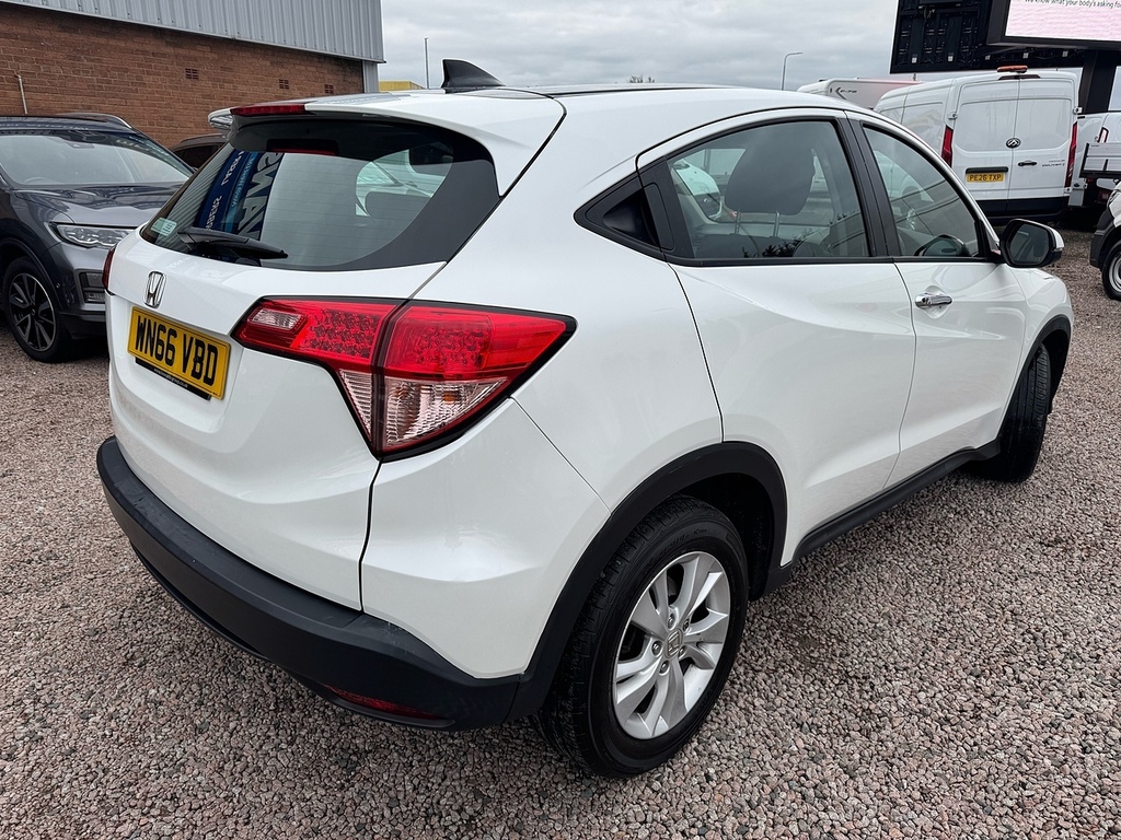 Honda Hr-V I-vtec S WN66VBD White #5