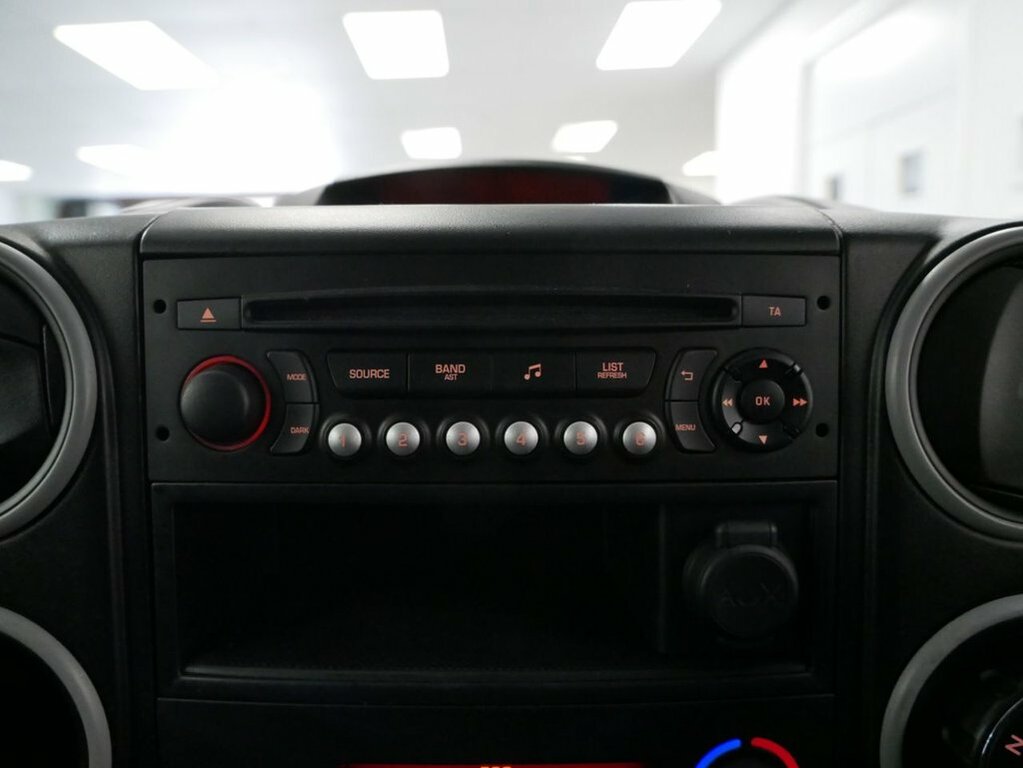 Peugeot E-Partner Mpv White #17