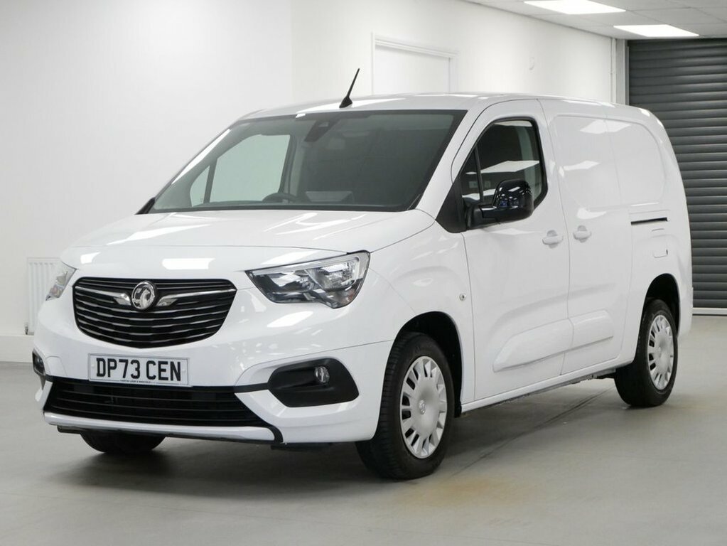 Vauxhall Combo 1.5L Turbo D 2300 Pro Panel Van 6Dr White