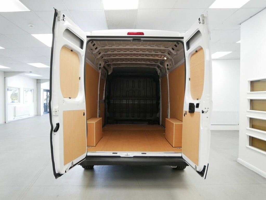 Citroen Relay 2.2L Bluehdi 35 Enterprise Panel Van Ma MC72BGY White #2