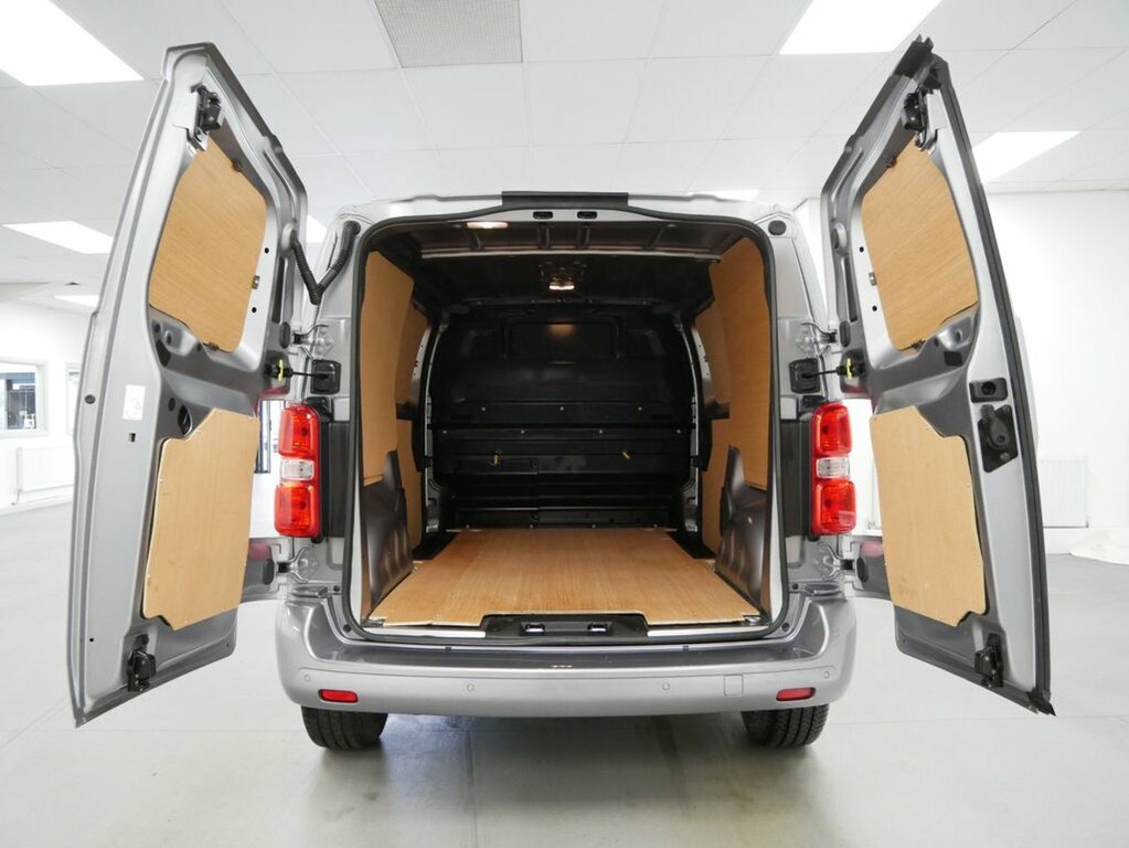 Peugeot Expert 2L 2.0 Bluehdi 1400 Professional Premium Standar Grey #5