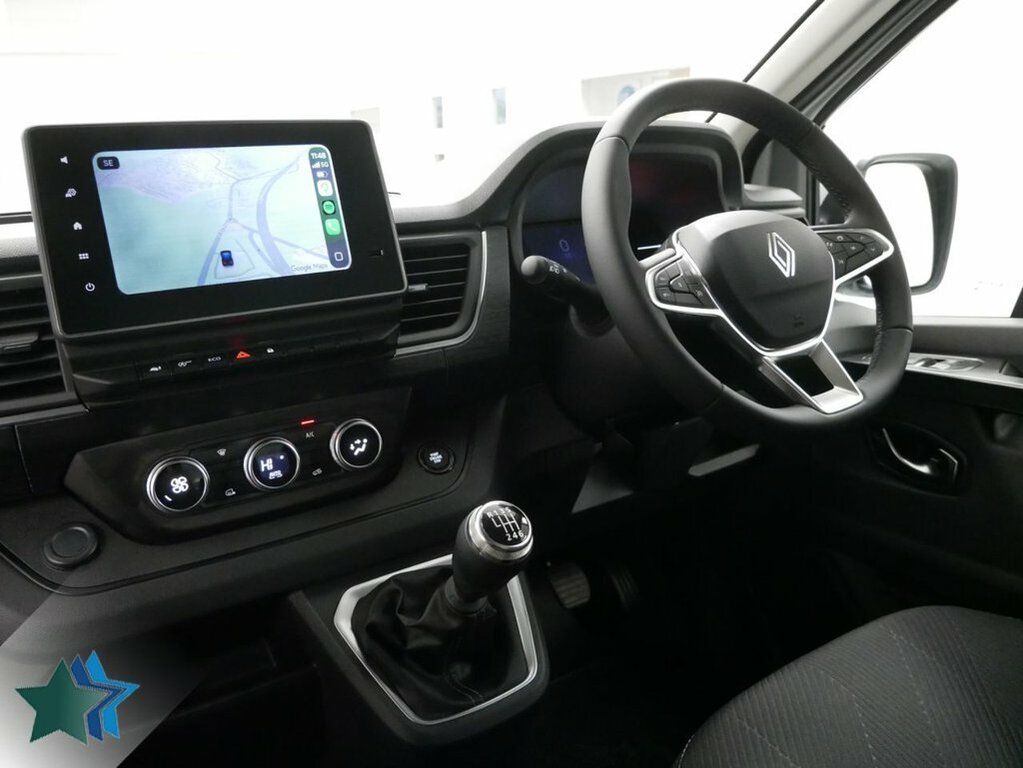 Renault Trafic Mpv RTESW2 White #4