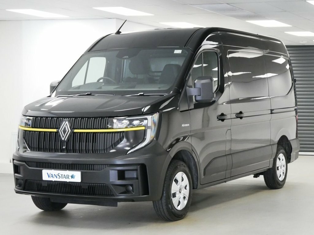 Renault Master Mpv Black
