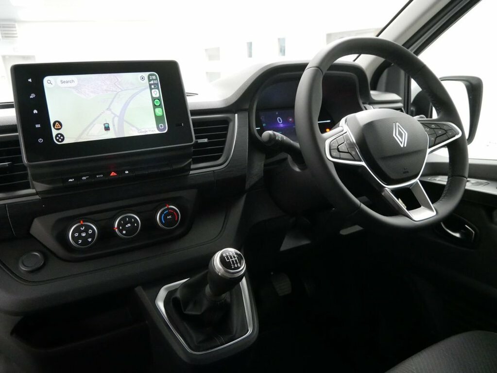 Renault Trafic Mpv RTSEW1 White #4