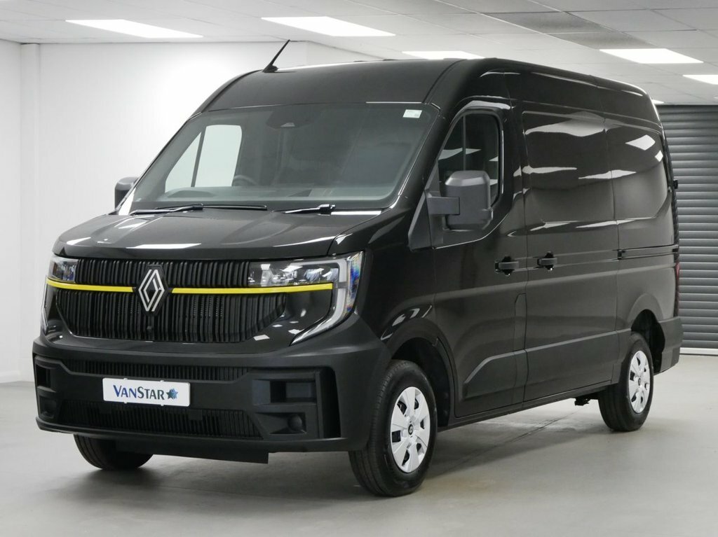 Renault Master Mpv Black