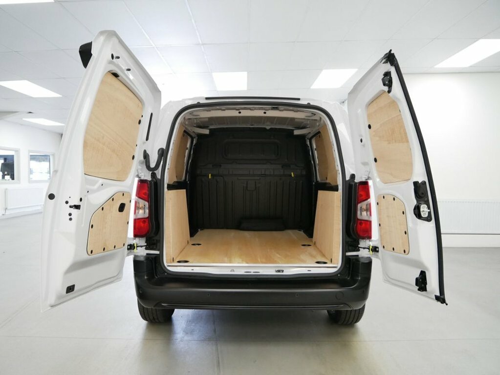 Toyota Proace City Mpv LR74WDM White #4