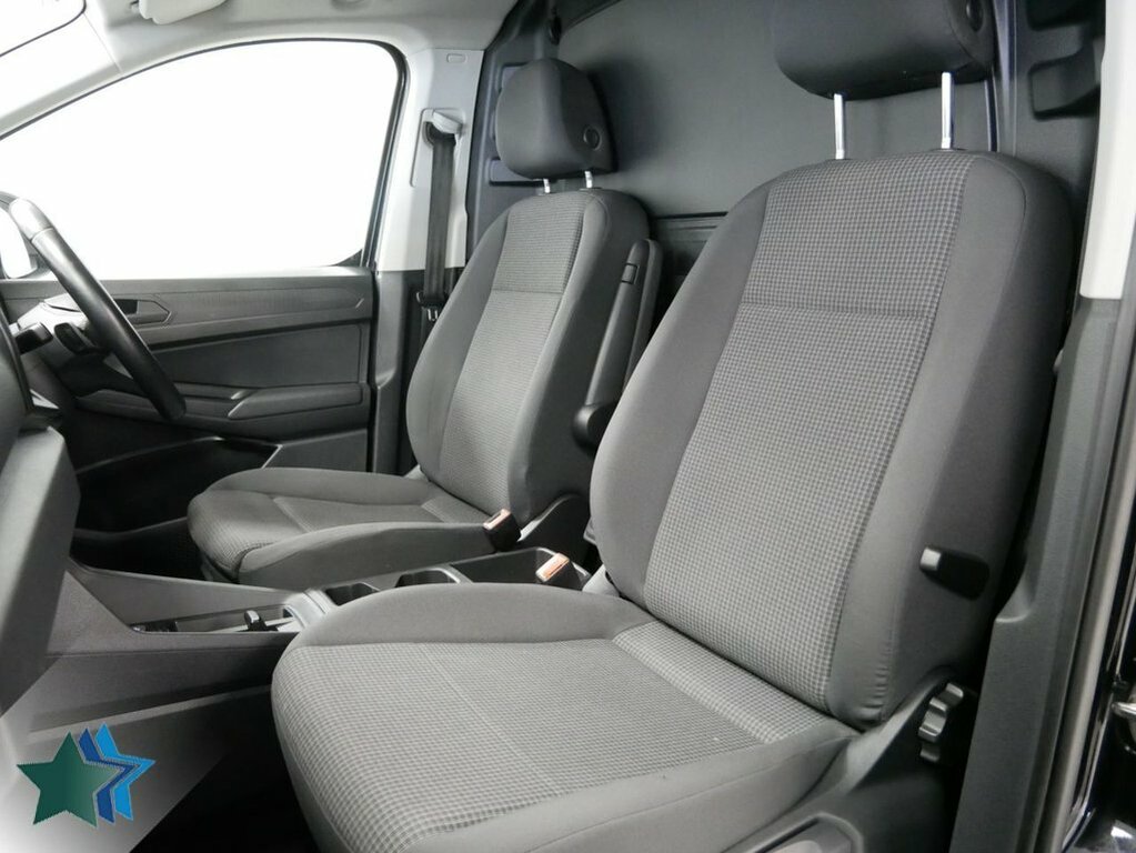 Volkswagen Caddy Maxi 2L 2.0 Tdi C20 Commerce Pro Panel Van 6Dr D Black #5