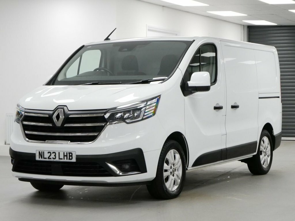 Renault Trafic 2L 2.0 Dci Blue Sl28 Sport Panel Van Ma White