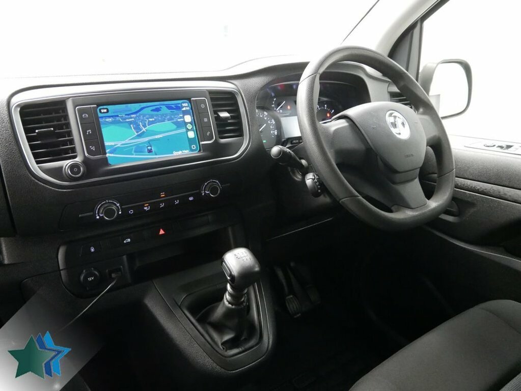 Vauxhall Vivaro 2L 2.0 Turbo D 3100 Pro Panel Van 6Dr Manua Grey #2