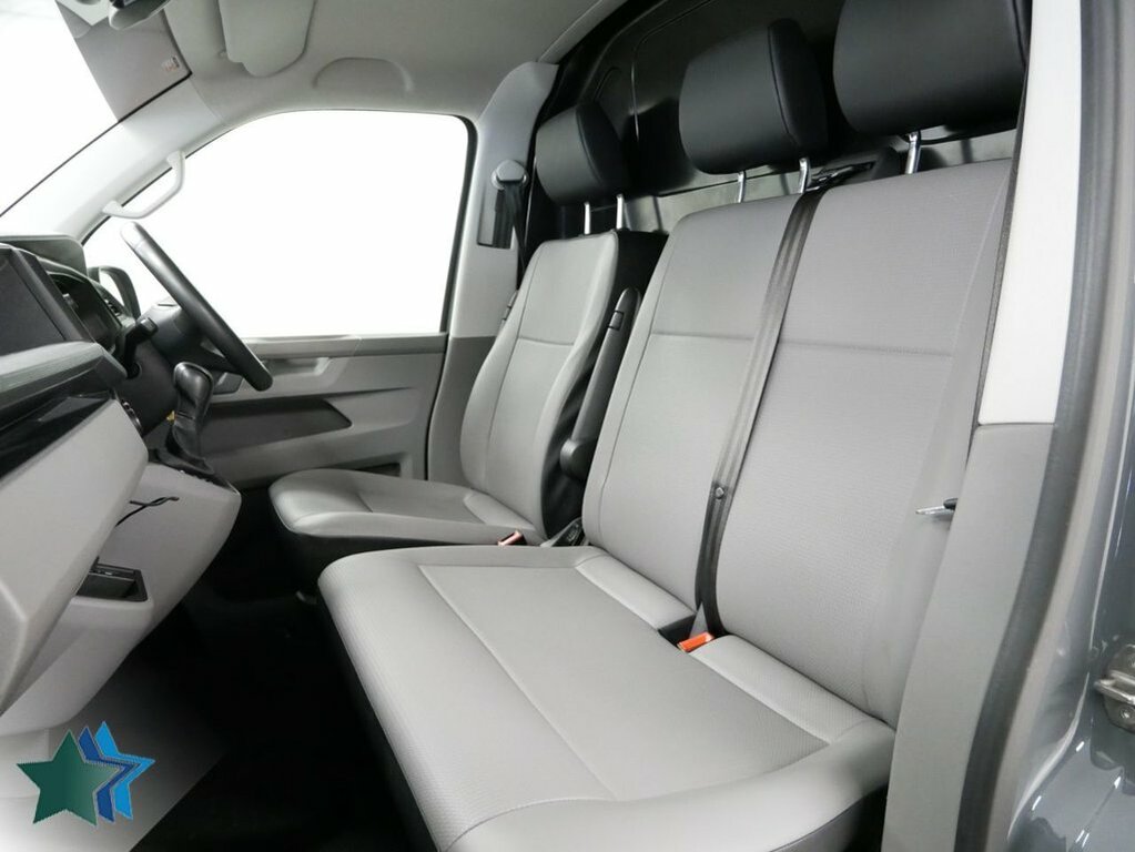 Volkswagen Transporter 2L 2.0 Tdi T28 Highline Panel Van Dsg F VK23EUE Grey #3