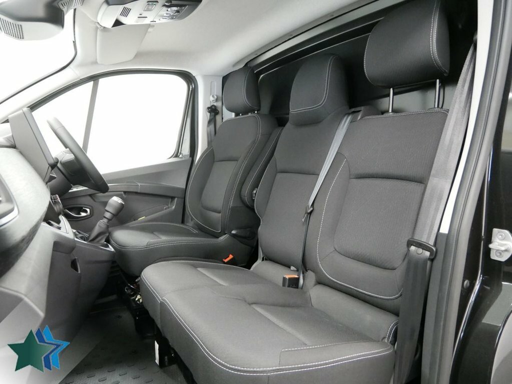 Renault Trafic Mpv RTLEB1 Black #3