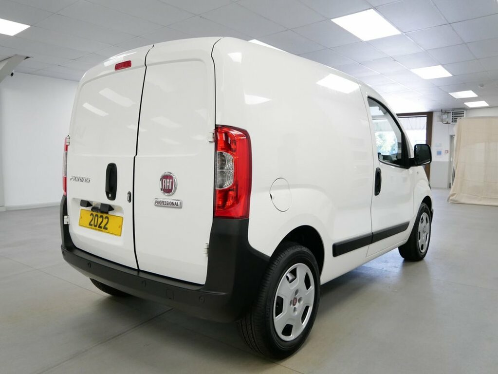 Fiat Fiorino 1.3 Multijetii Tecnico Car Derived Van  #11