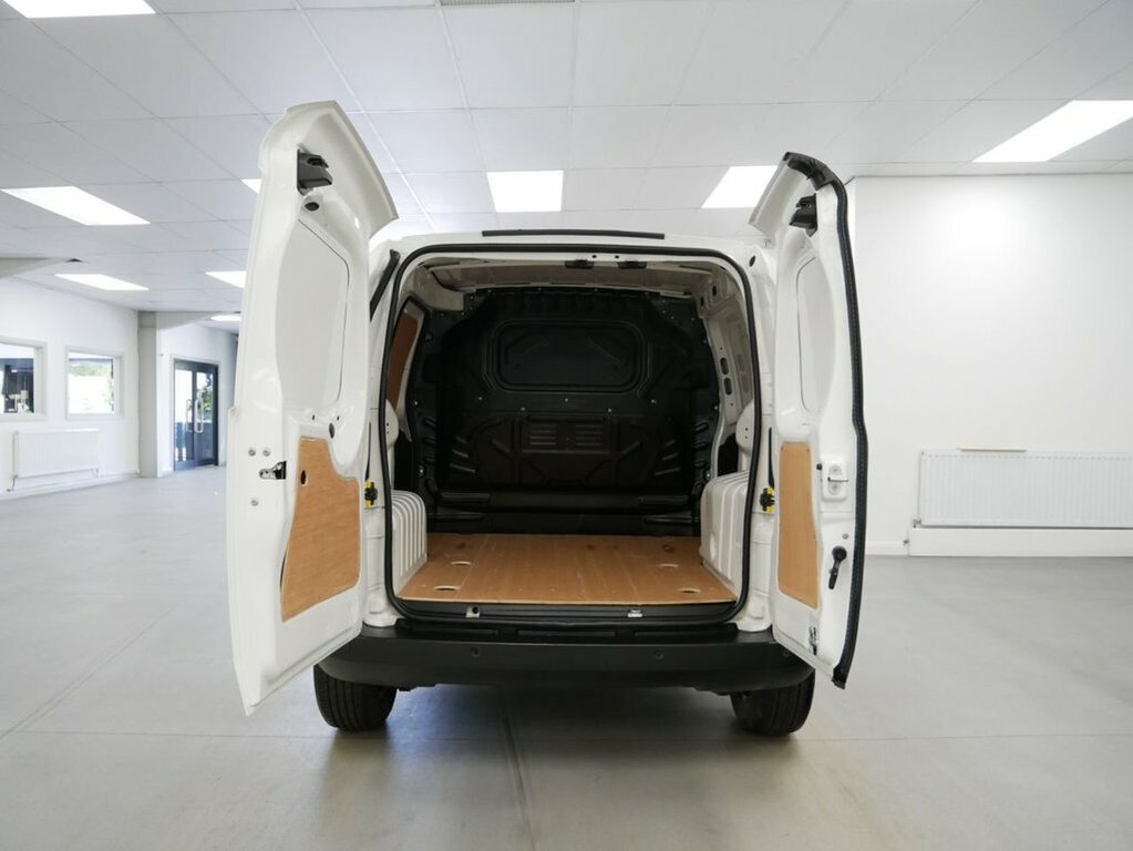 Fiat Fiorino 1.3 Multijetii Tecnico Car Derived Van  #12