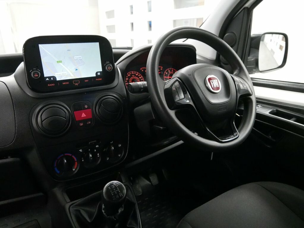Fiat Fiorino 1.3 Multijetii Tecnico Car Derived Van  #2