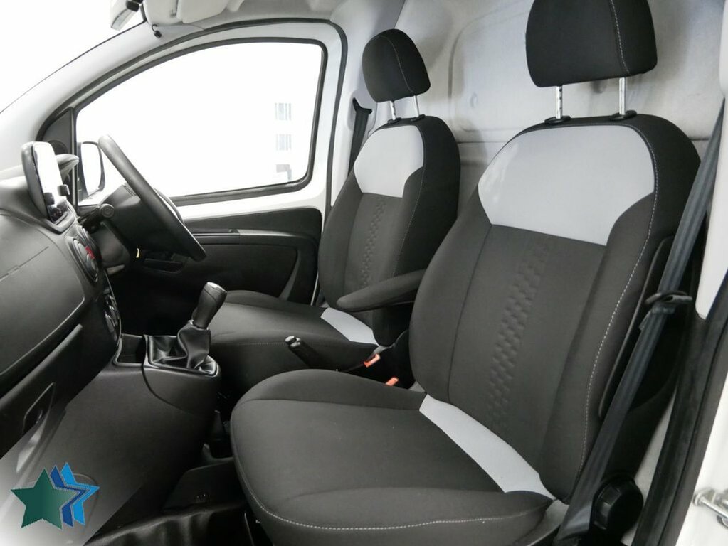 Fiat Fiorino 1.3 Multijetii Tecnico Car Derived Van  #5