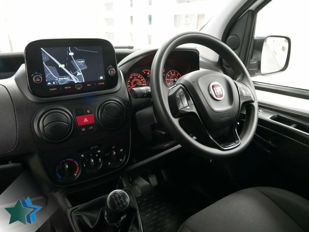 Fiat Fiorino 1.3 Multijetii Tecnico Car Derived Van  #4