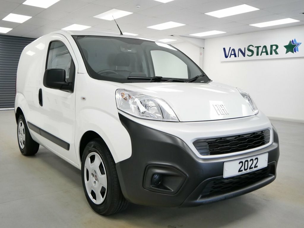 Fiat Fiorino 1.3 Multijetii Tecnico Car Derived Van  #7